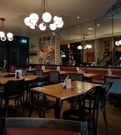 Café Rouge Bromley - Whole Venue image 2