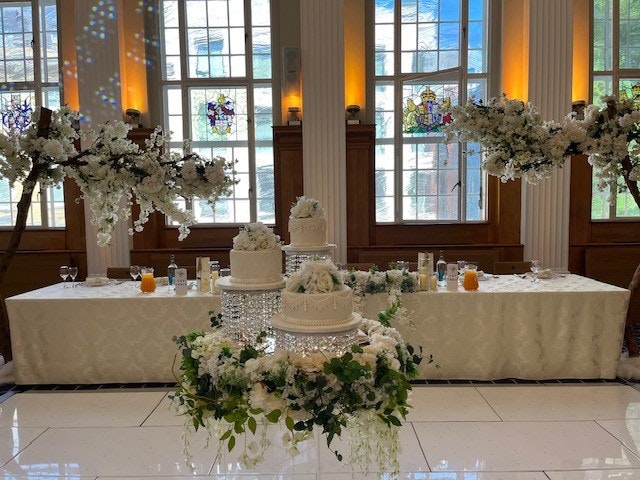 87 Barts Close - Great Hall image 5