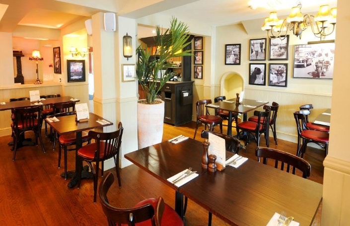 Café Rouge Epsom - Whole Venue image 1