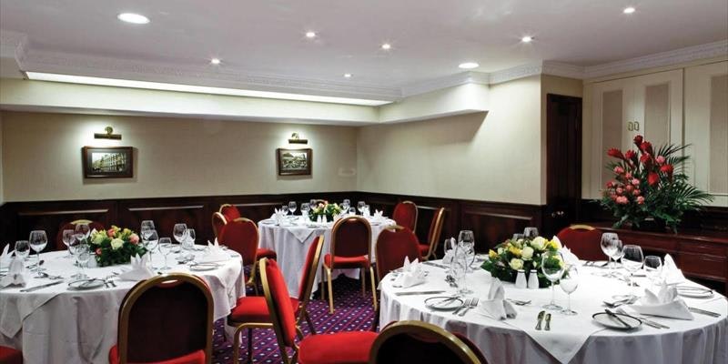 Rochester Hotel by Blue Orchid - Victoria Suite image 1