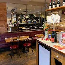 Café Rouge Pinner - Whole Venue image 2