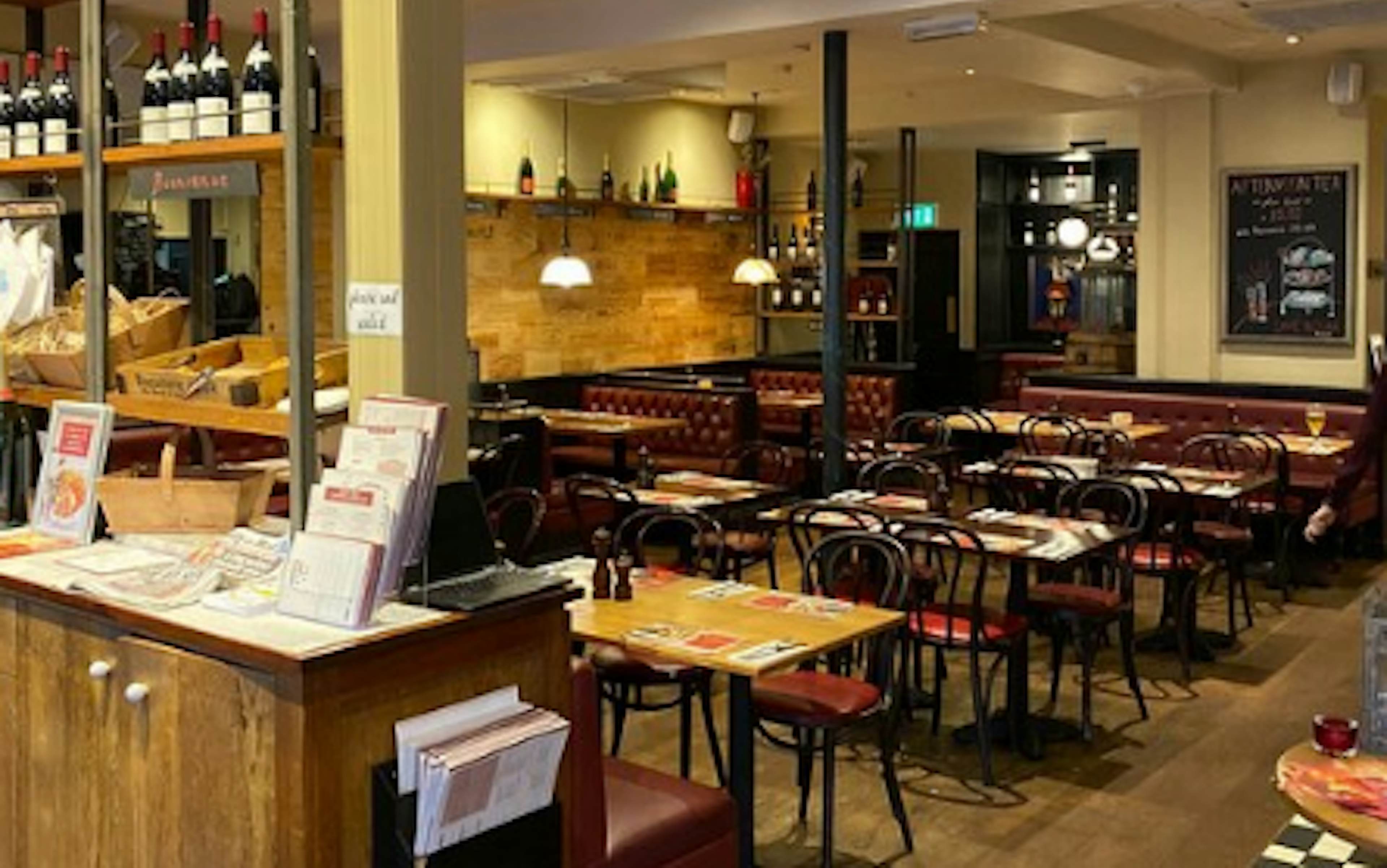 Café Rouge Pinner - Whole Venue image 1