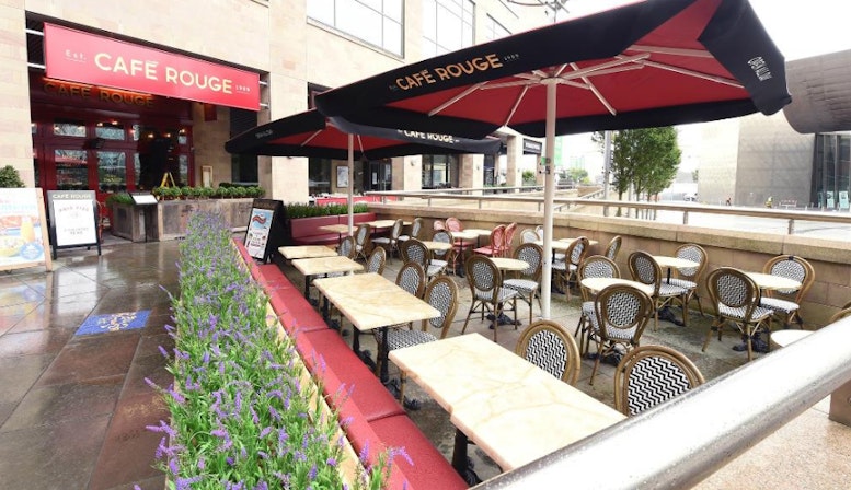 Café Rouge Salford Quays - Whole Venue image 2