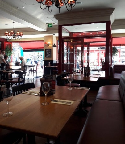 Café Rouge Salisbury - Whole Venue image 4