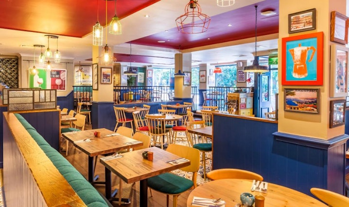 Bella Italia Southampton Hanover - Whole Venue image 1