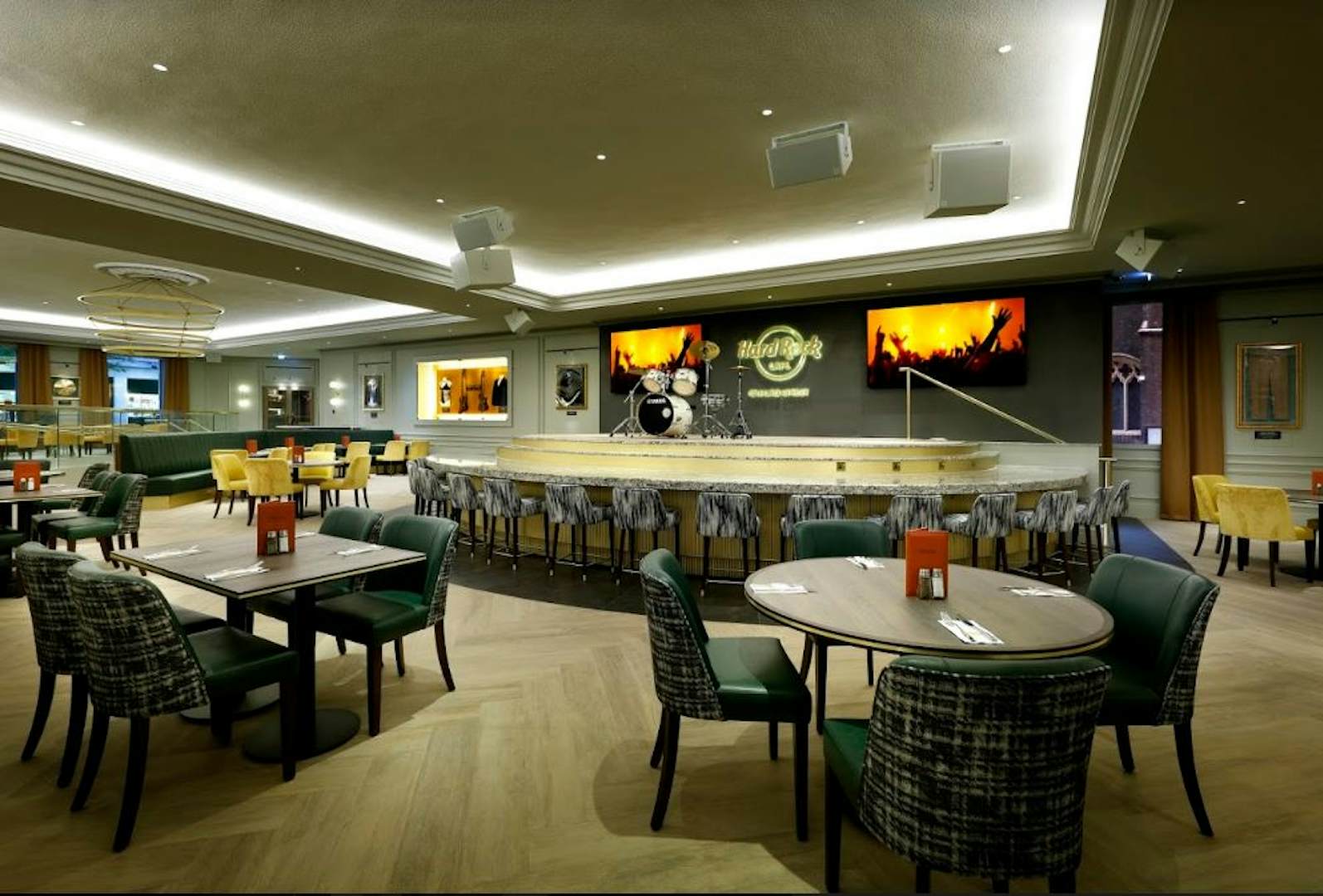 Hard Rock Cafe | Dining | Hard Rock Cafe Oxford Street
