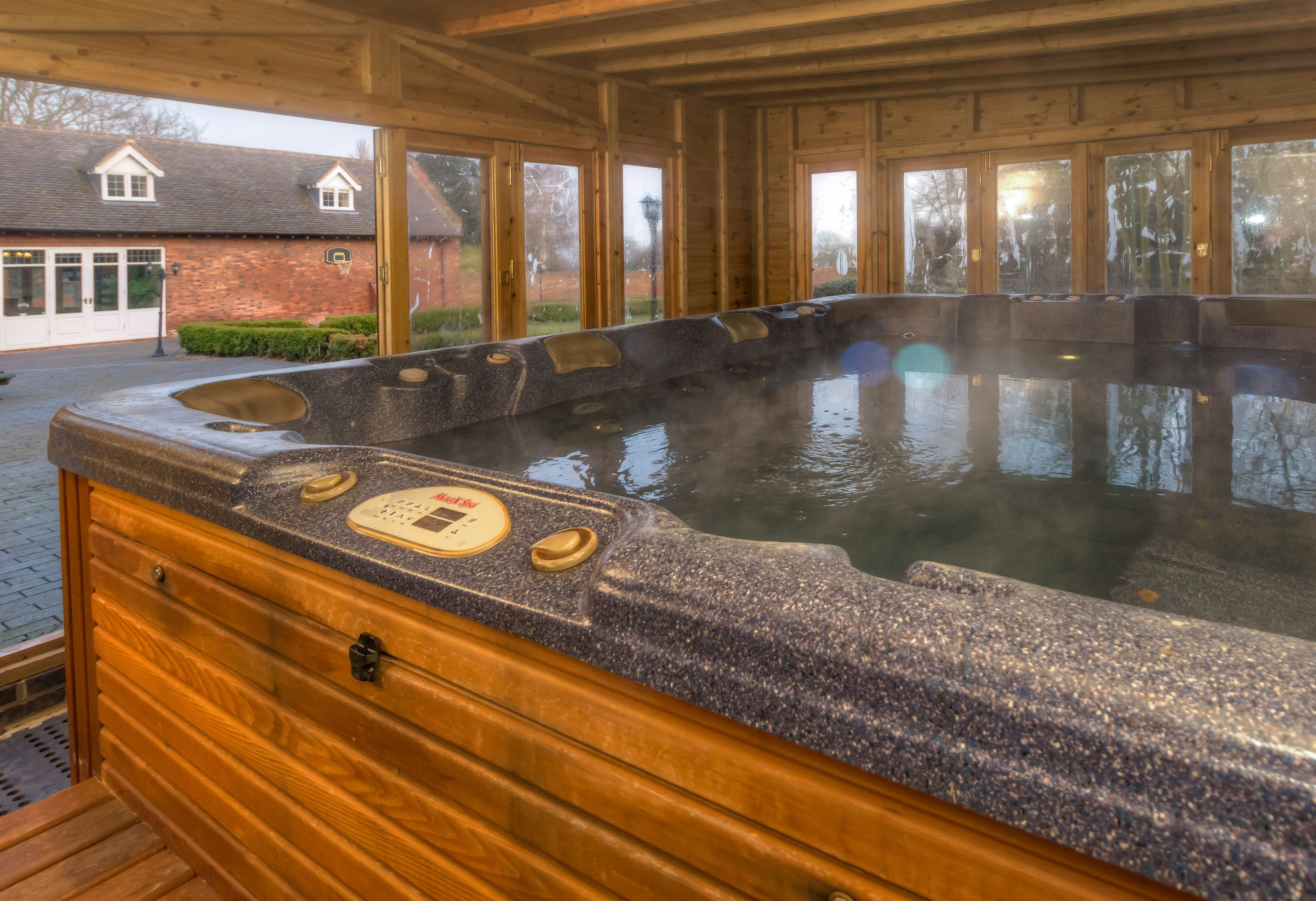 Private Luxury Estate - Exclusive Hire image 3