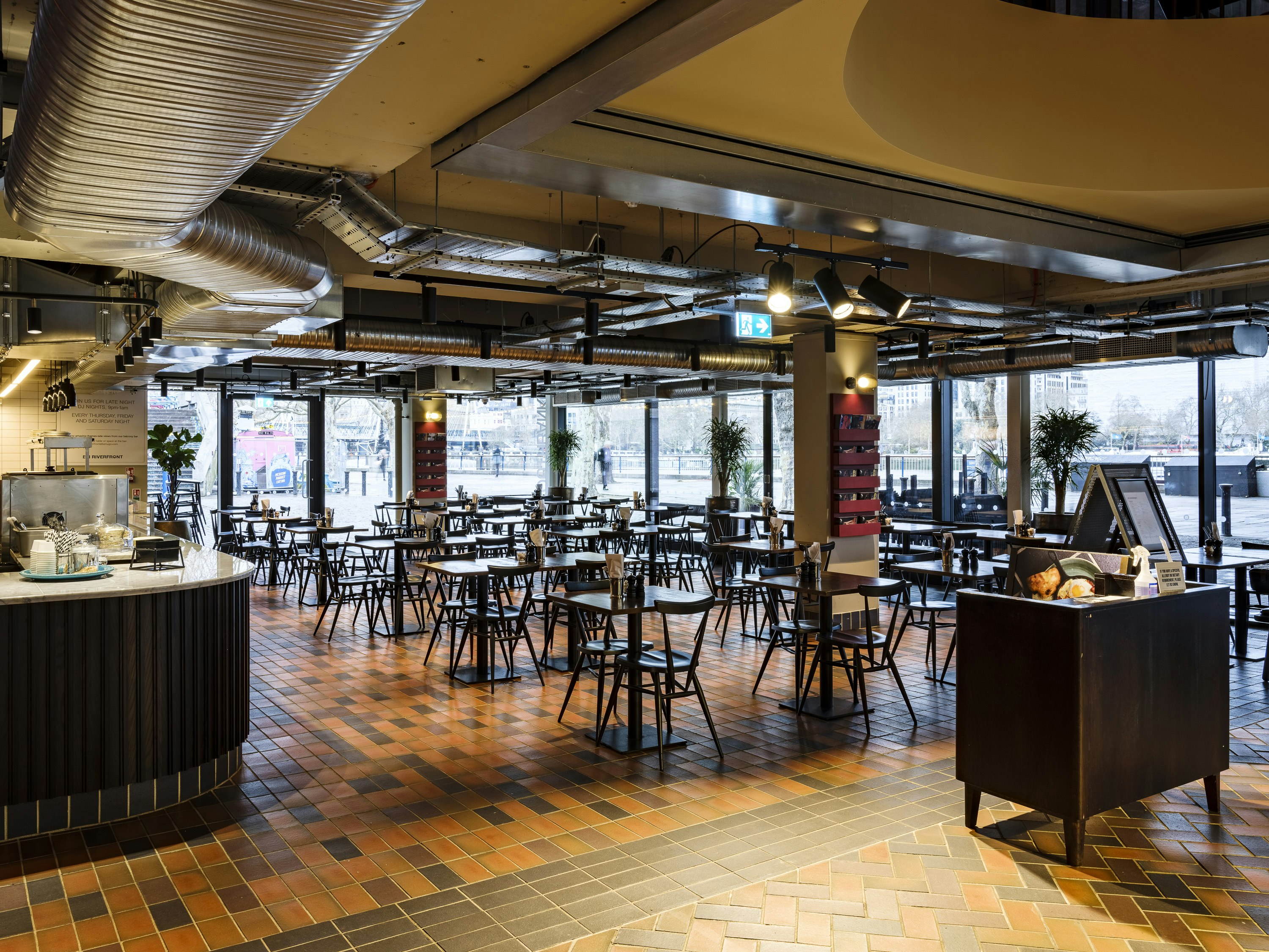 Business | Riverfront and Balcony Bar