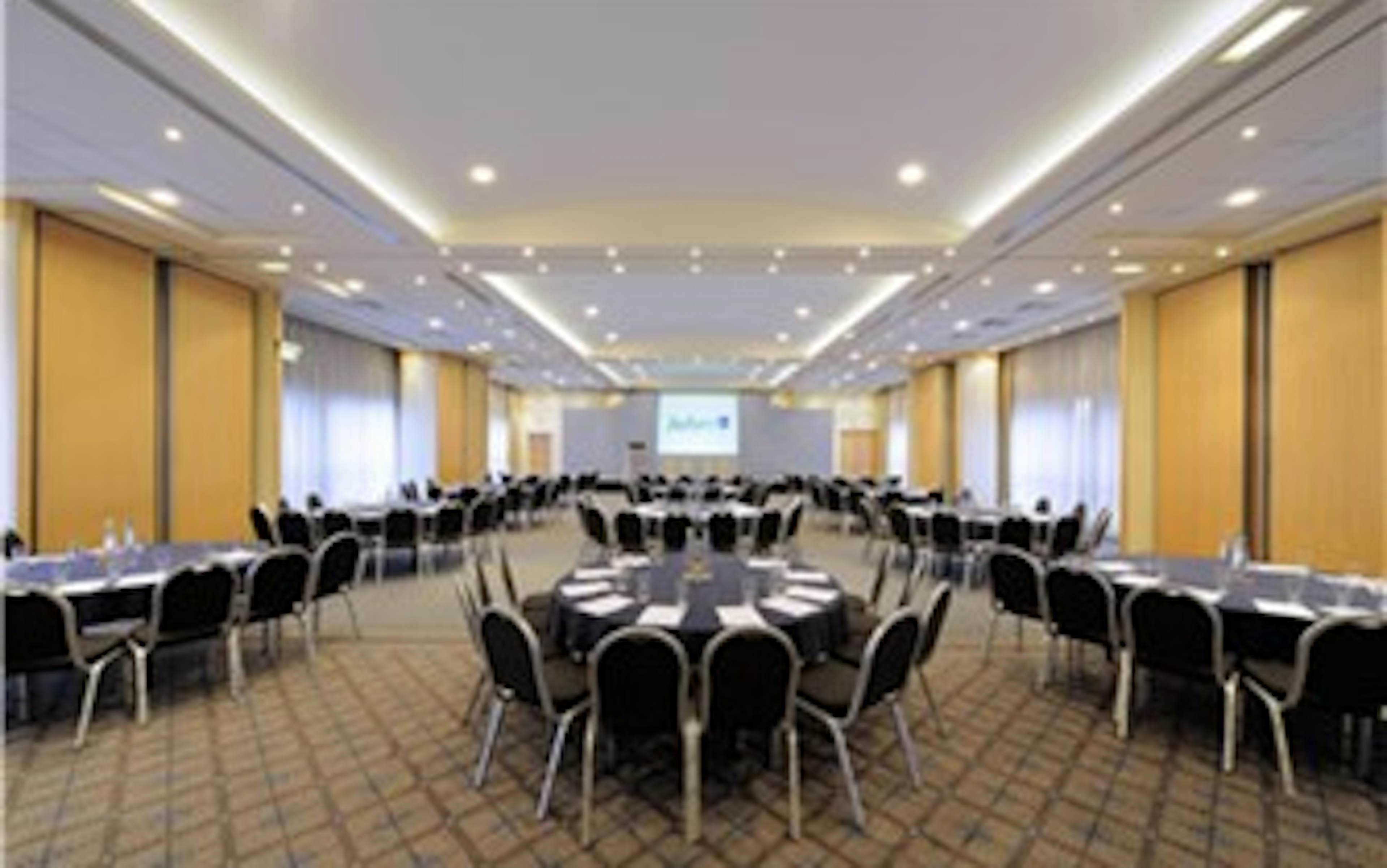 Radisson Blu Manchester Airport - Brussels Suite image 1
