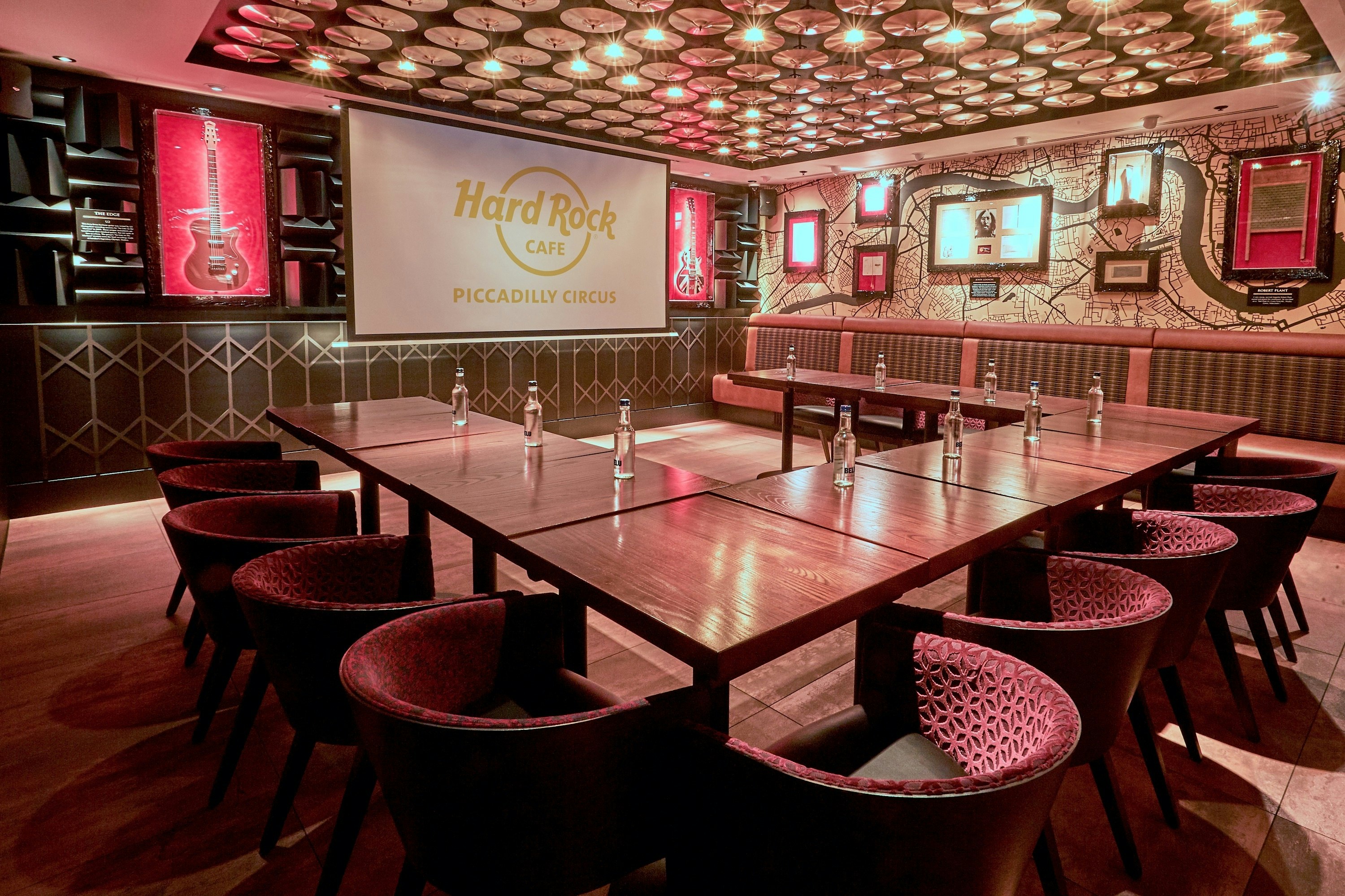 Hard Rock Cafe Piccadilly Circus - Legends Room image 6