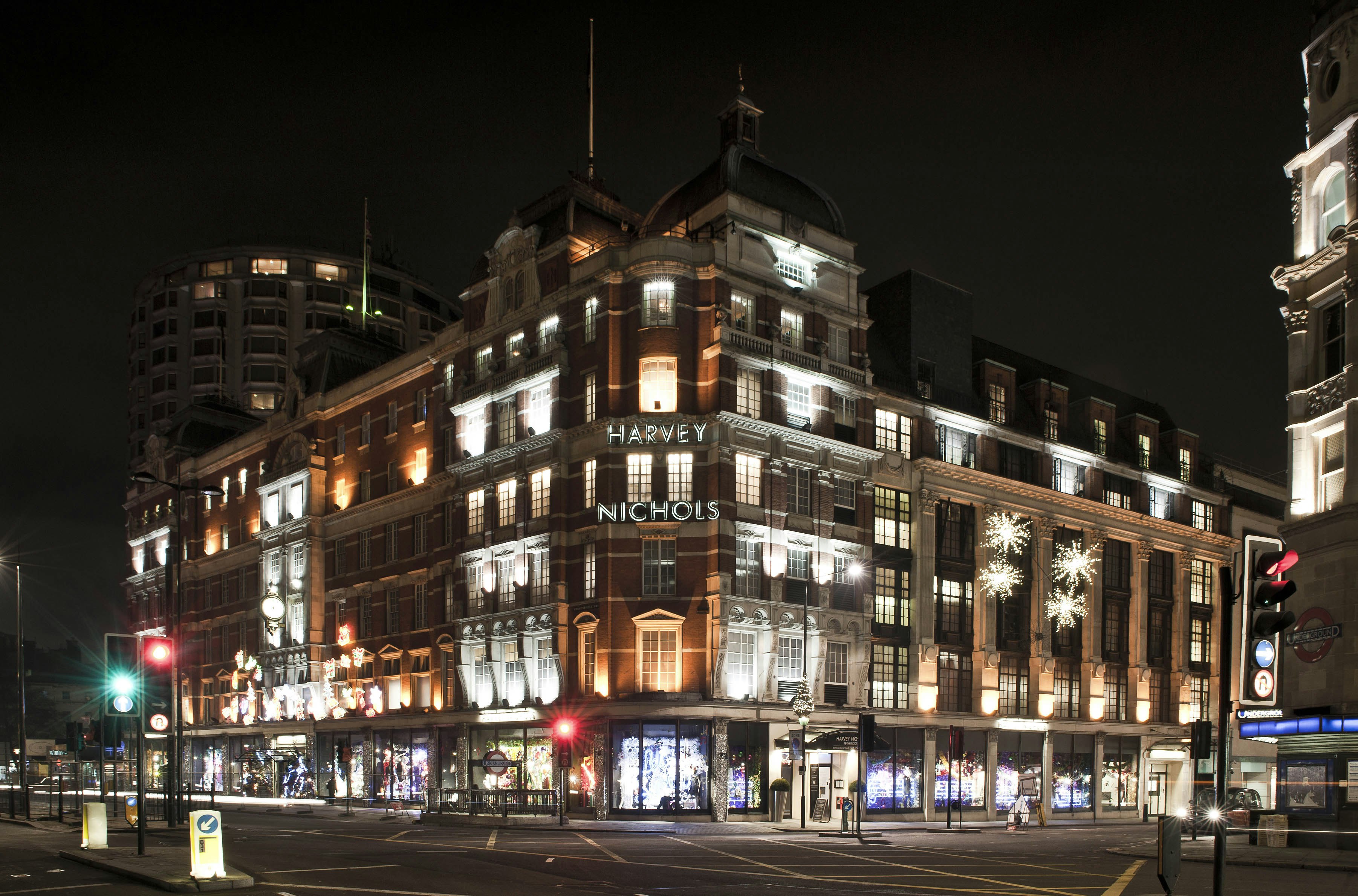 Harvey Nichols, Knightsbridge - Fifth Floor Bar image 7