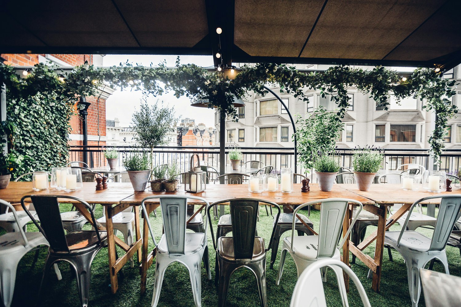 Harvey Nichols, Knightsbridge - Fifth Floor Cafe and Terrace image 2