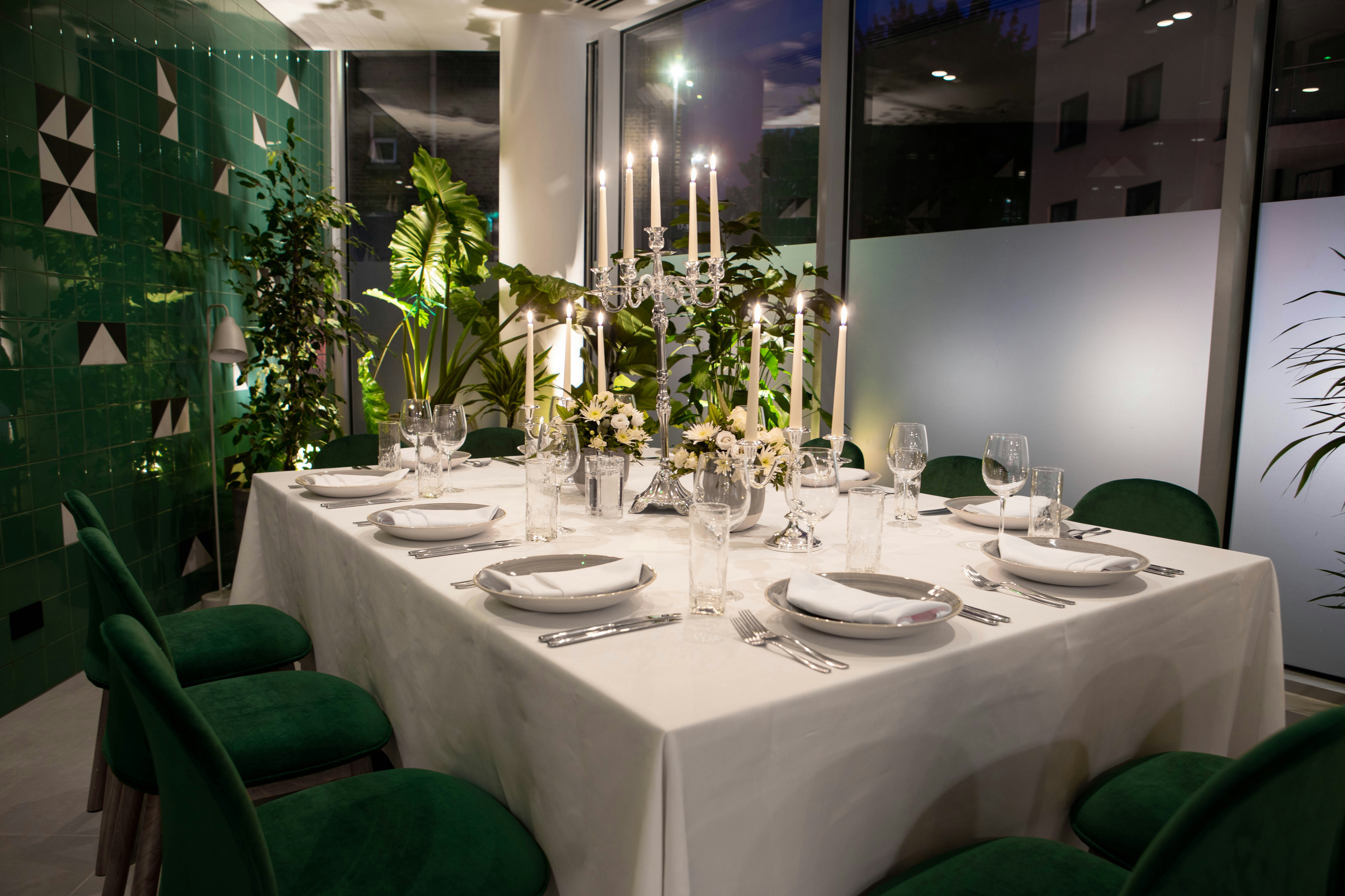 Holiday Inn London Whitechapel - Green Room  image 1
