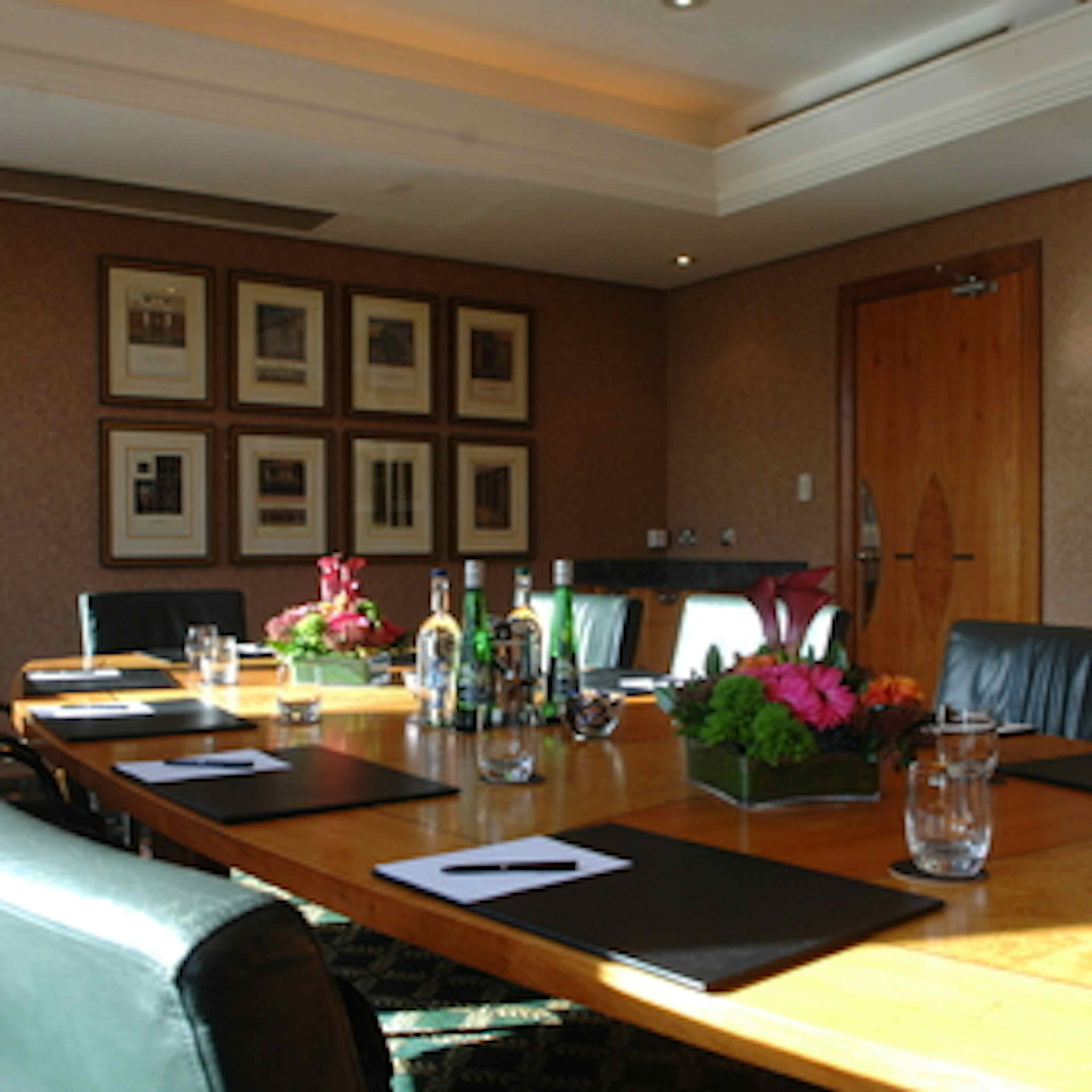 Thistle Kensington Gardens - Boardroom Meeting Room image 2