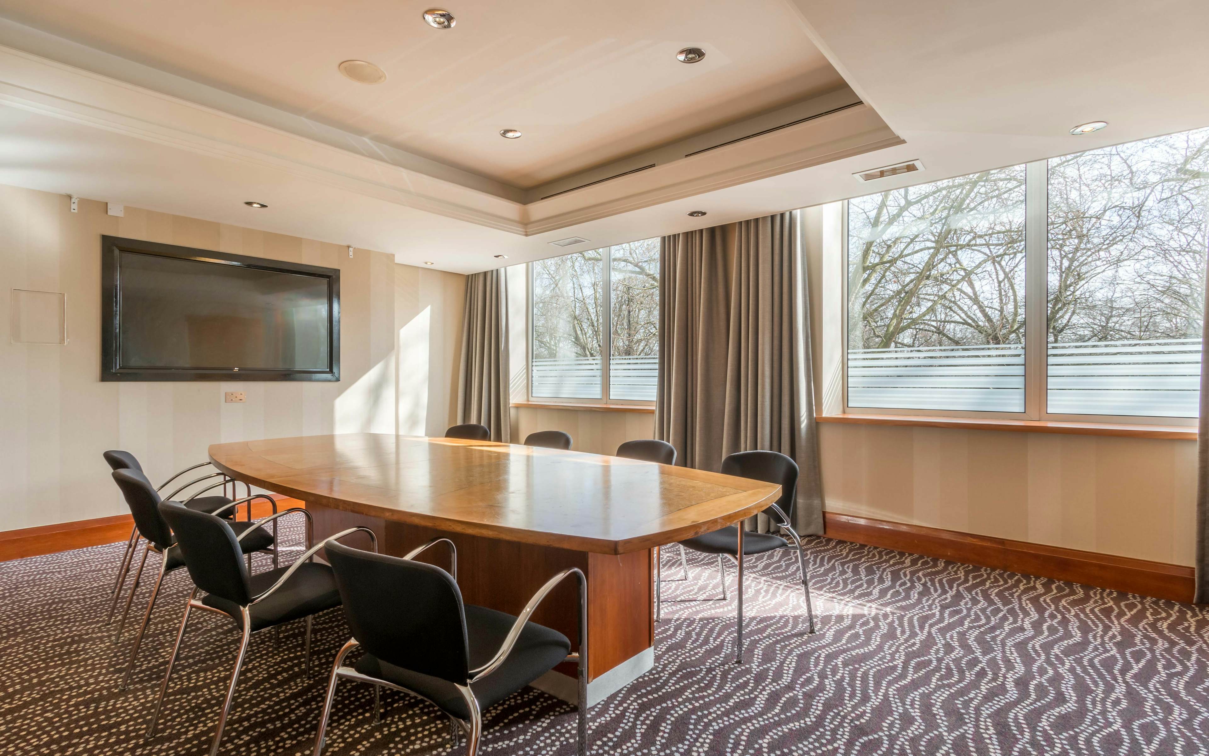 Thistle Kensington Gardens - Boardroom Meeting Room image 1