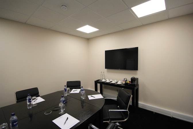 The Resident Soho - The Nadler Soho Boardroom image 3