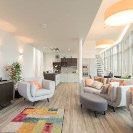 1647sqft penthouse apartment for filming/day event - Whole venue  image 4