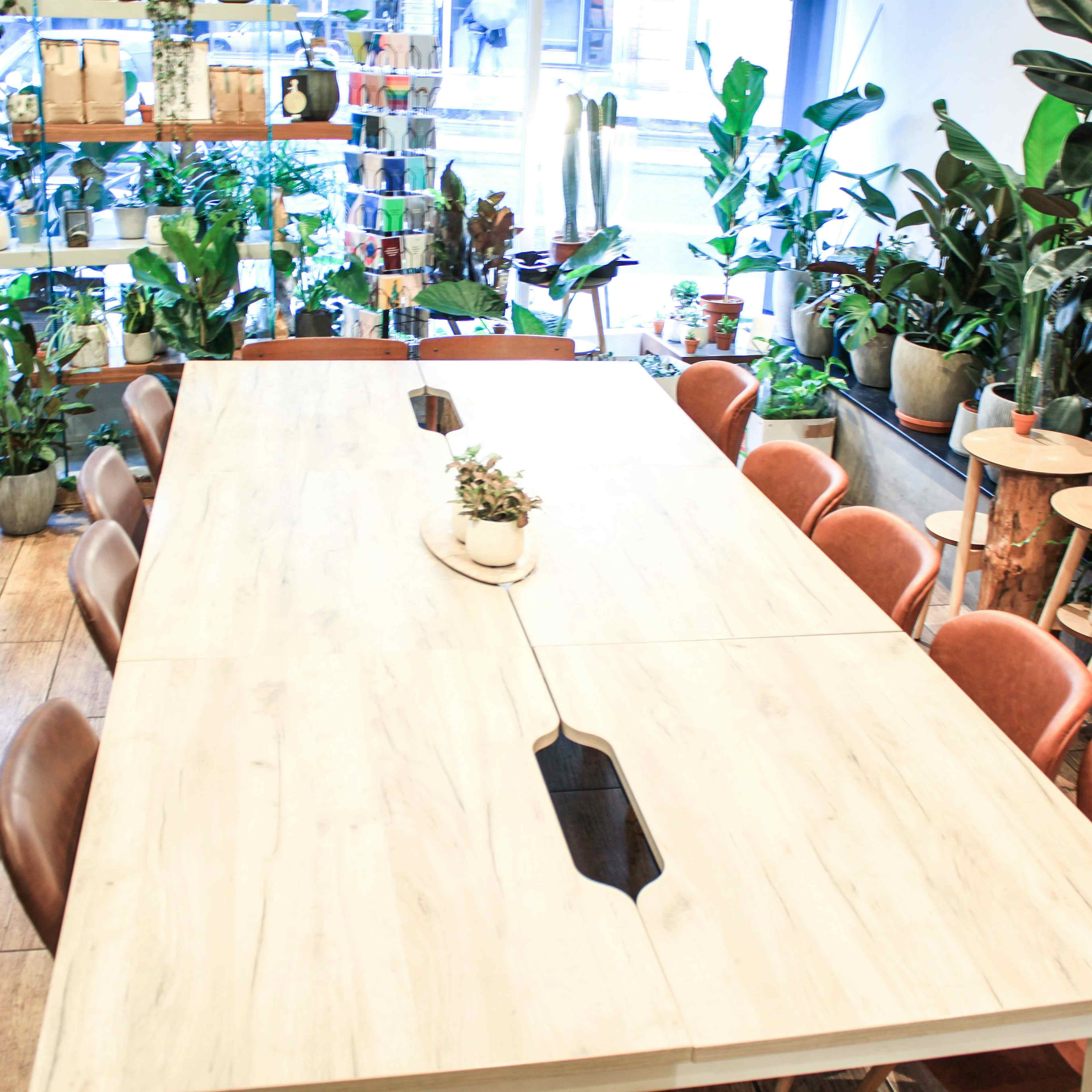 The Travel Café - Meeting Room image 3