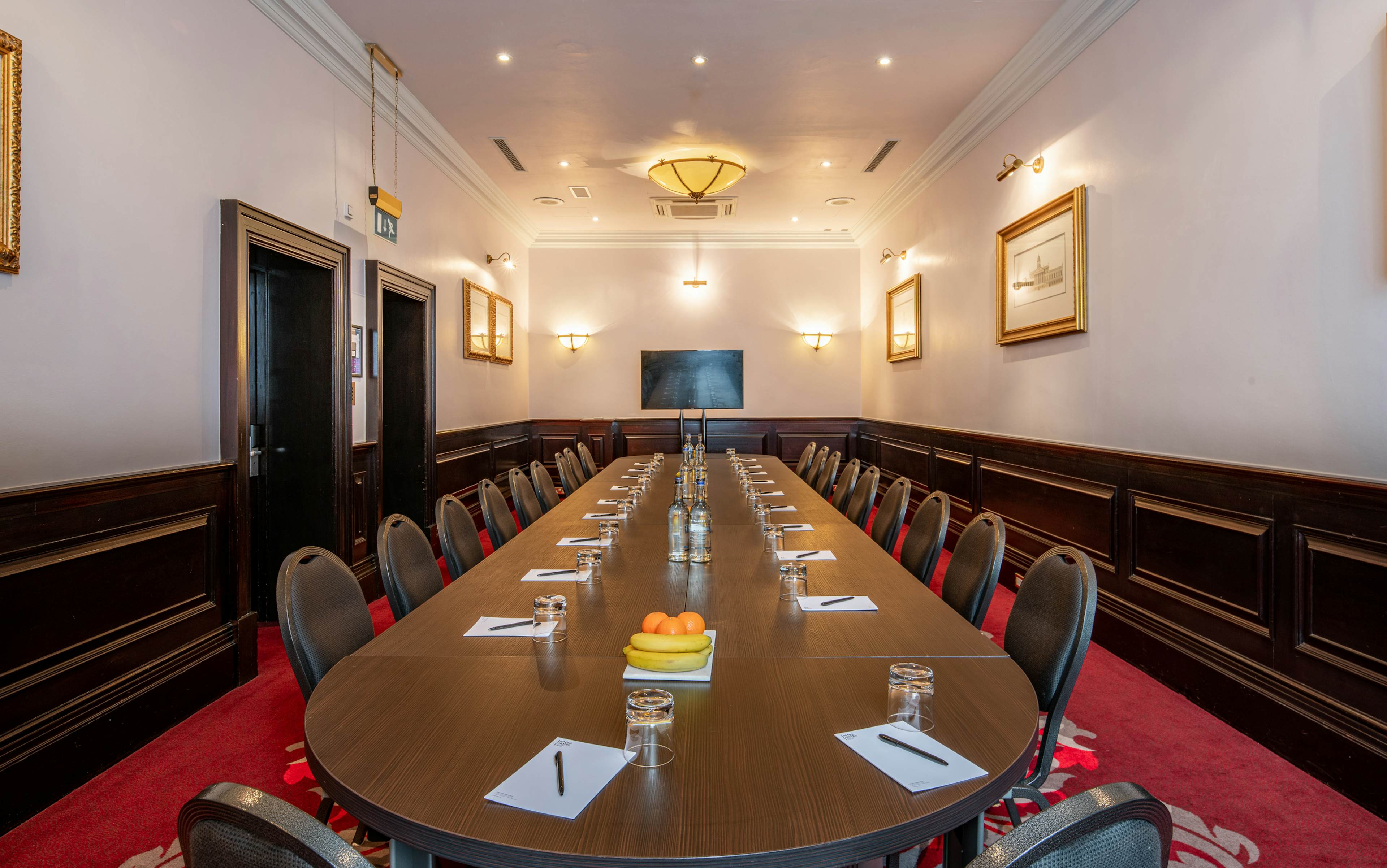 The Clermont Charing Cross - Boardroom image 1