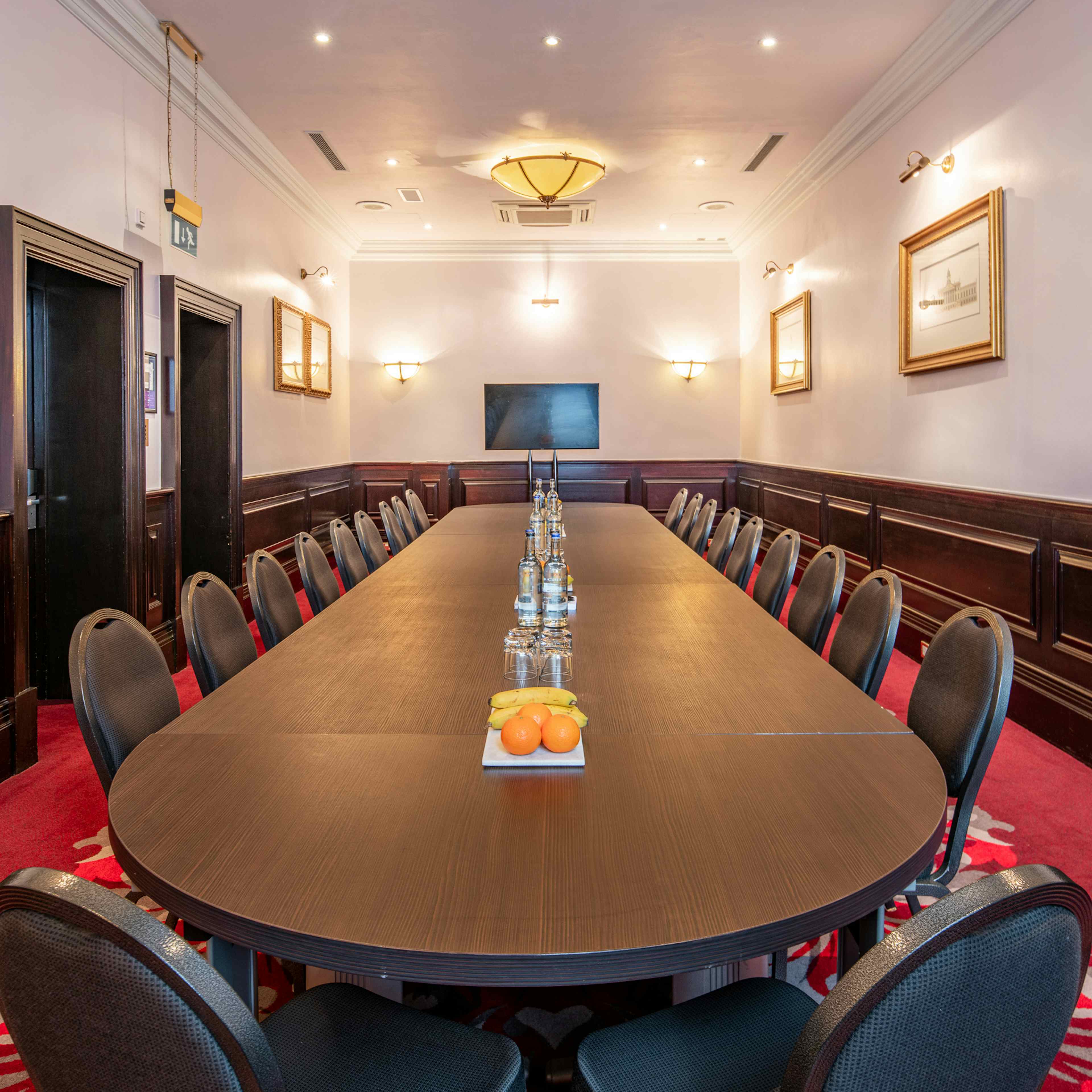 The Clermont Charing Cross - Boardroom image 2