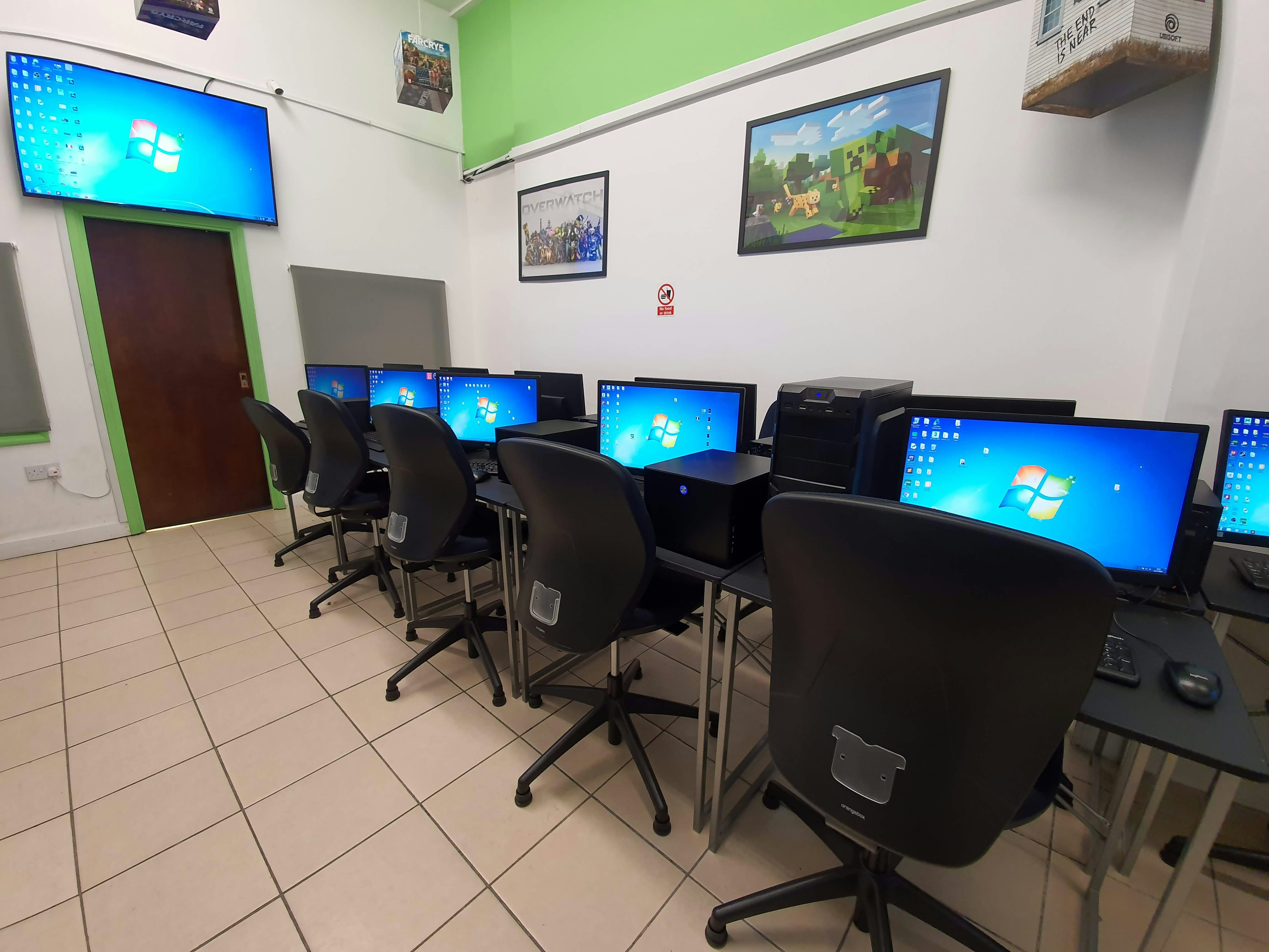 Software Academy - Whole Venue image 9