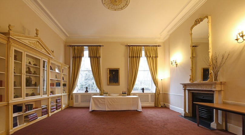 SCI Belgravia - Roscoe Room image 1