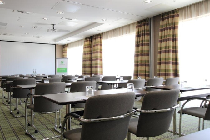Holiday Inn London Stratford City - Atlanta & Beijing  image 3