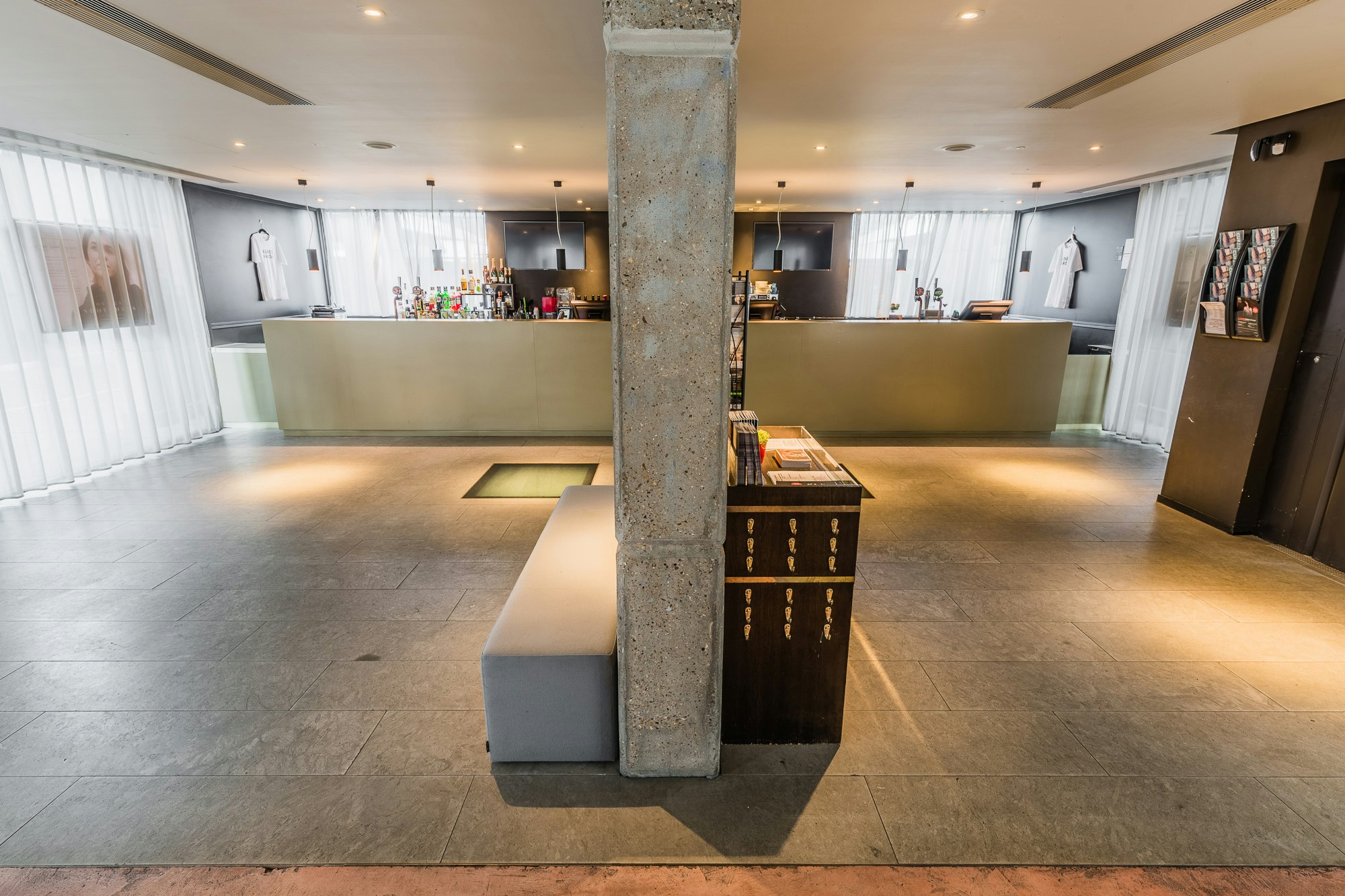 Curzon Bloomsbury - Ground floor bar image 3