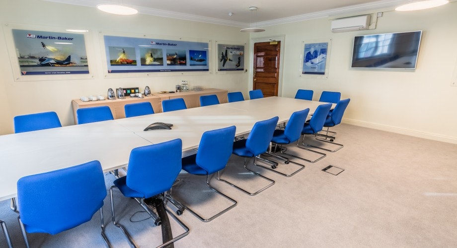 No. 4 Hamilton Place - Martin-Baker Room image 6