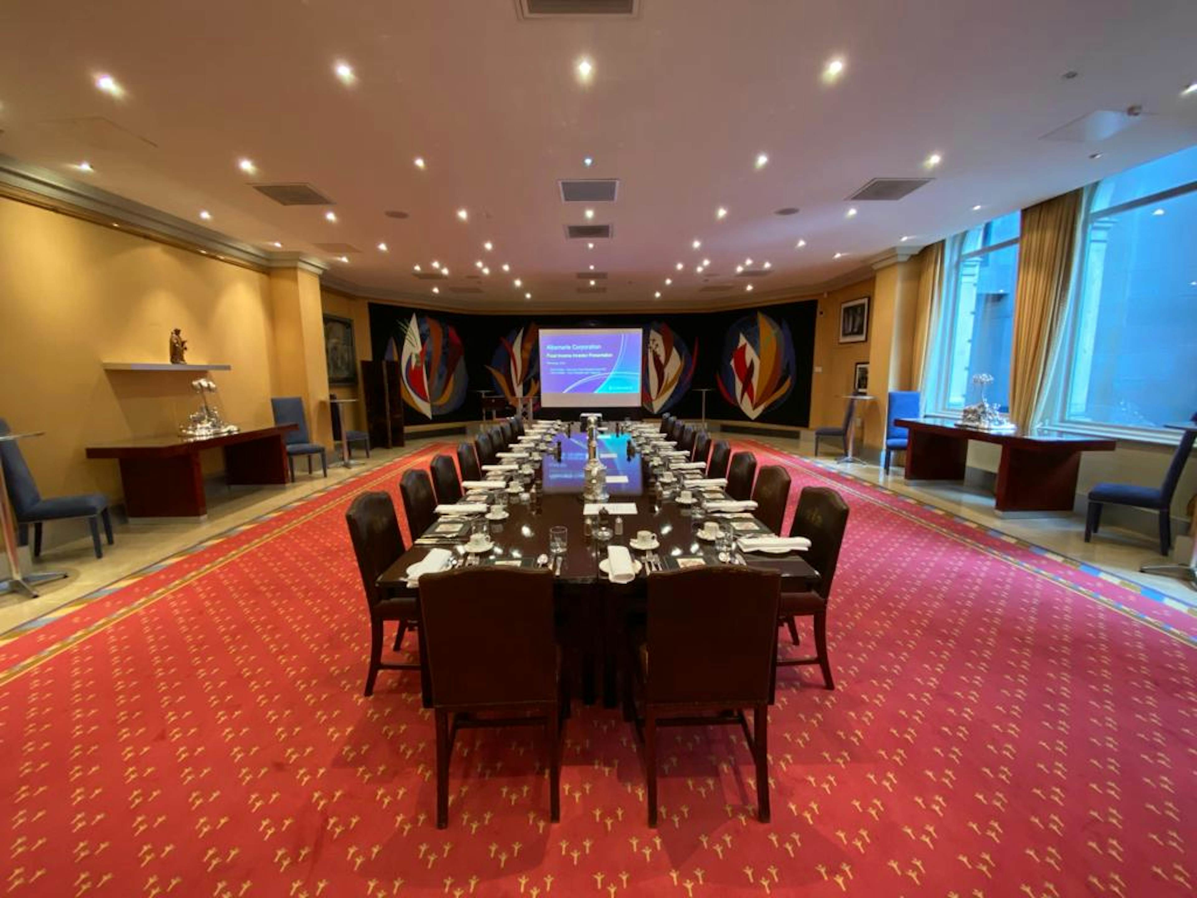 Grocers' Hall - Piper Room image 2
