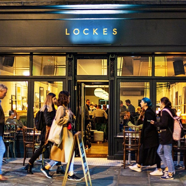 Lockes Bar - The Downstairs Bar image 1