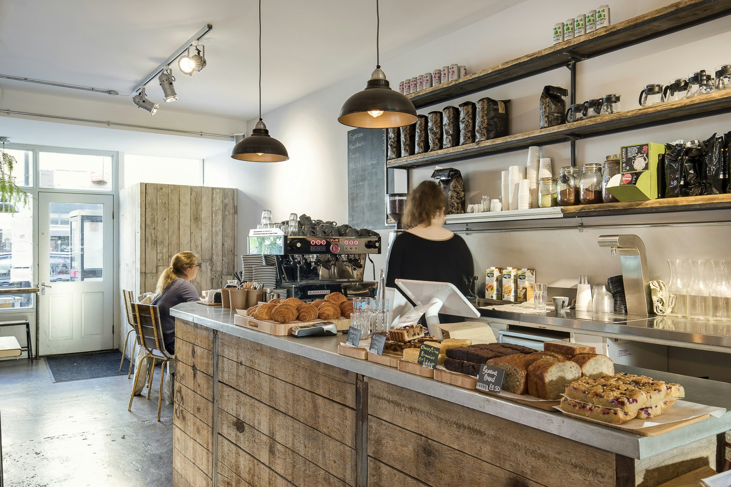 Bach Broadway Market  - Cafe Broadway Market  image 3