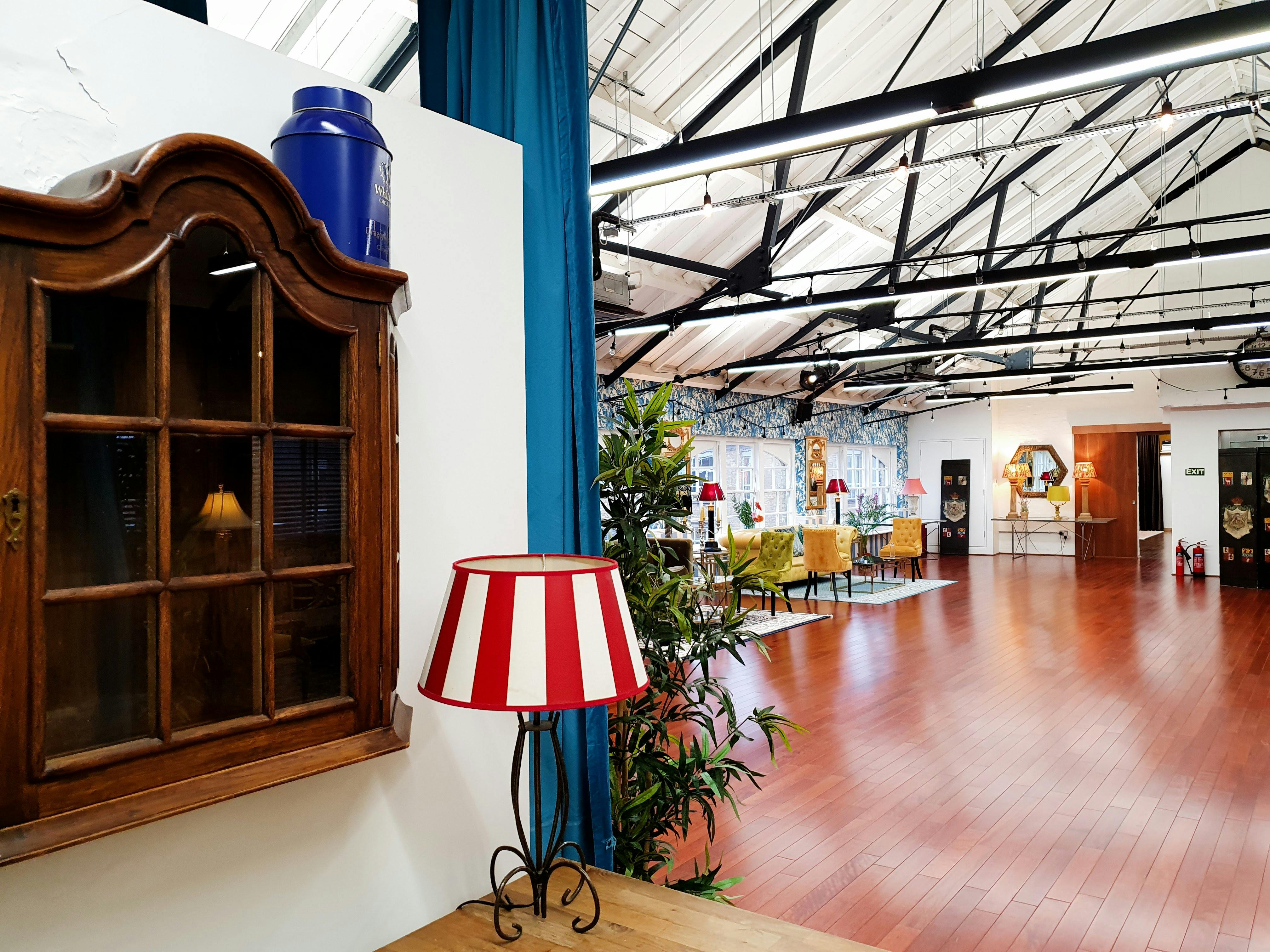 Lumiere Underwood - The New Victorian Loft image 7