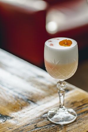 TOZI Restaurant & Bar - Bar image 3