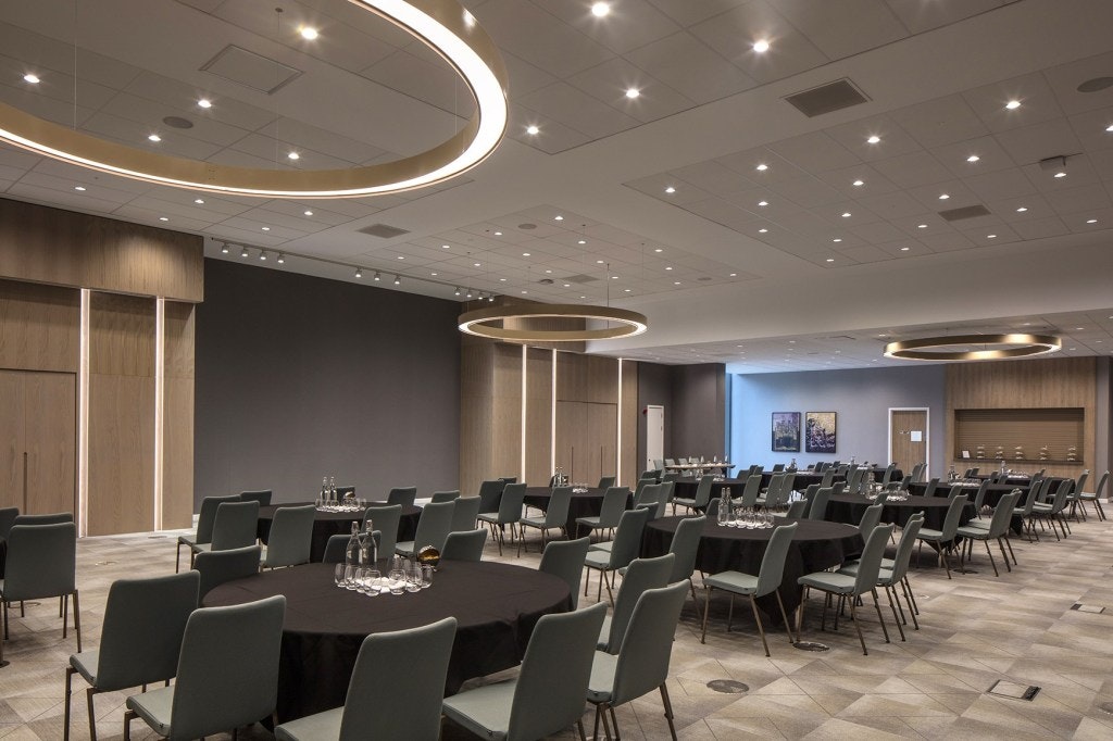 Large Conference Venues in Birmingham - Edgbaston Park Hotel & Conference Centre