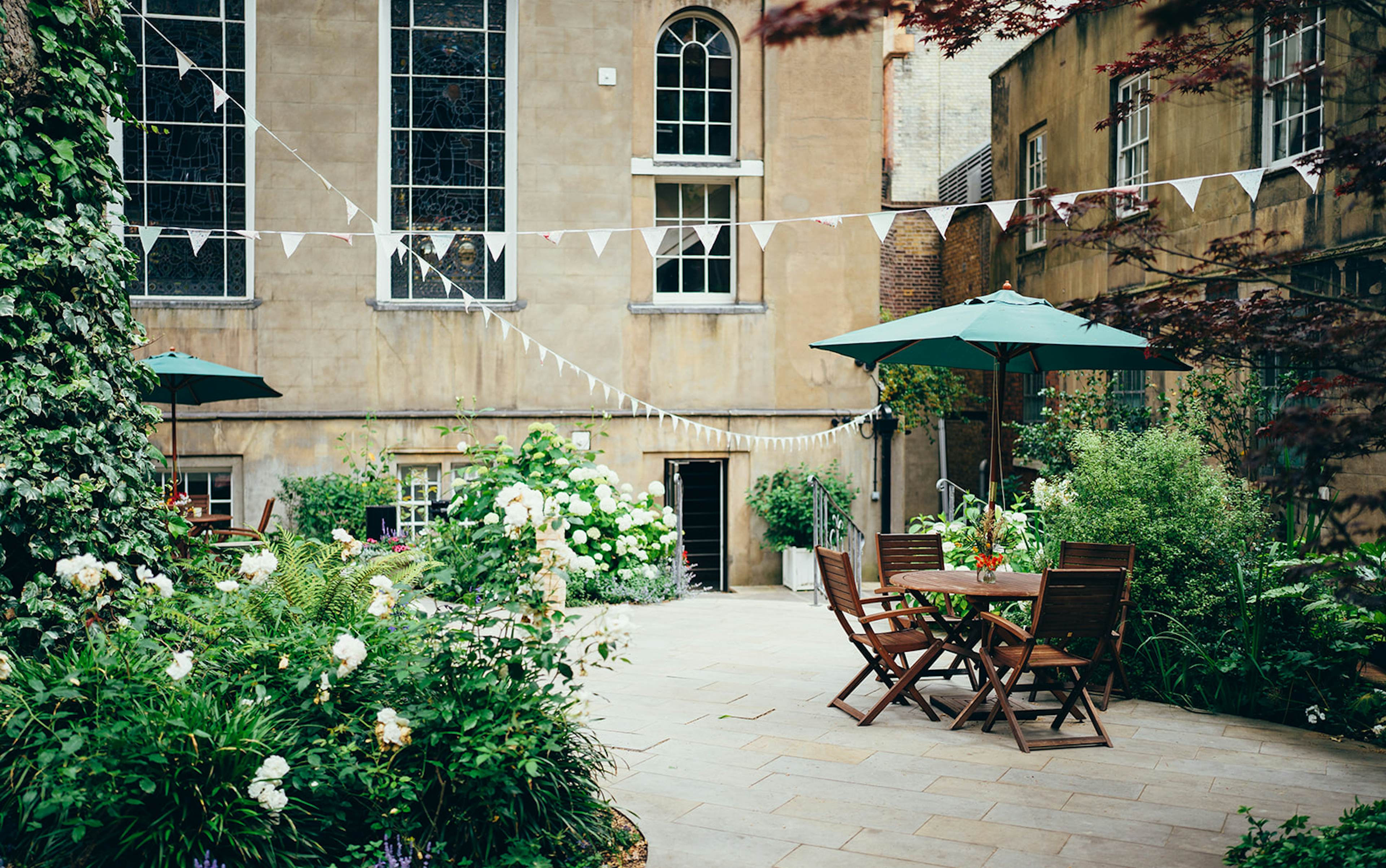 Stationers' Hall and Garden - Summer Parties image 1