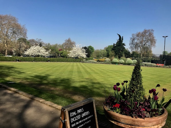Hyde Park Pavilion Gardens -  Pavilion Gardens image 1