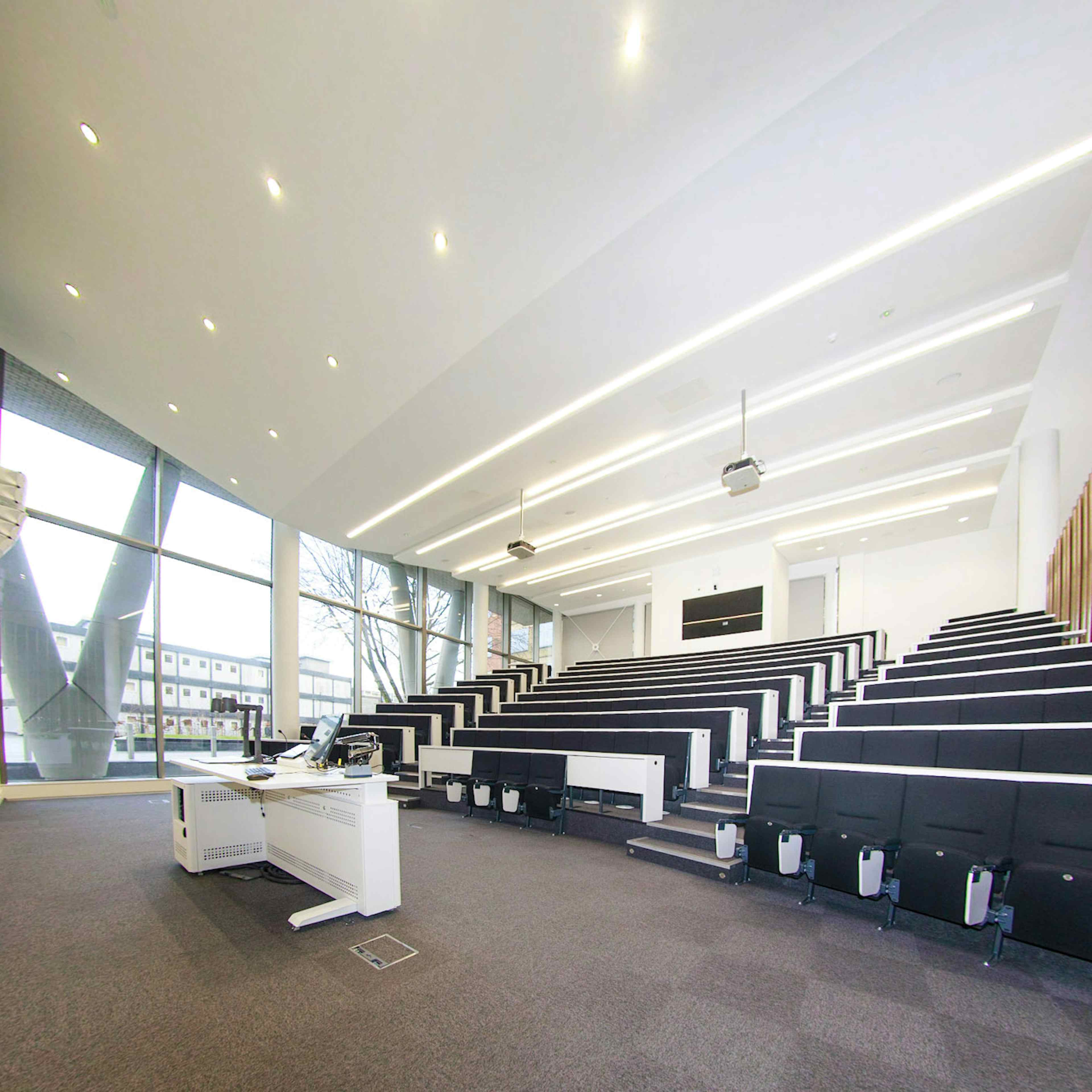 Graduate Centre - Queen Mary Venues - Peston Lecture Theatre image 3