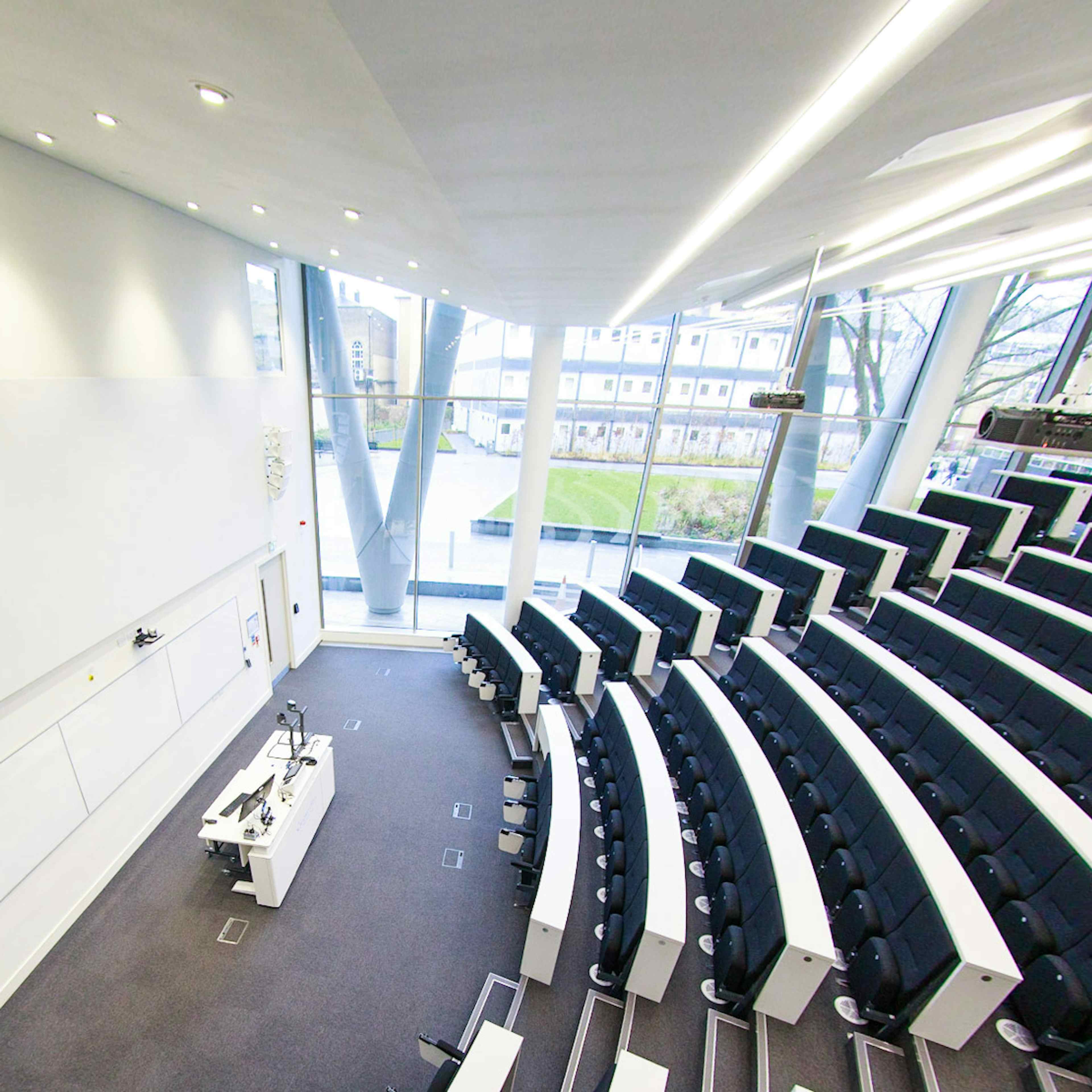 Graduate Centre - Queen Mary Venues - Peston Lecture Theatre image 2