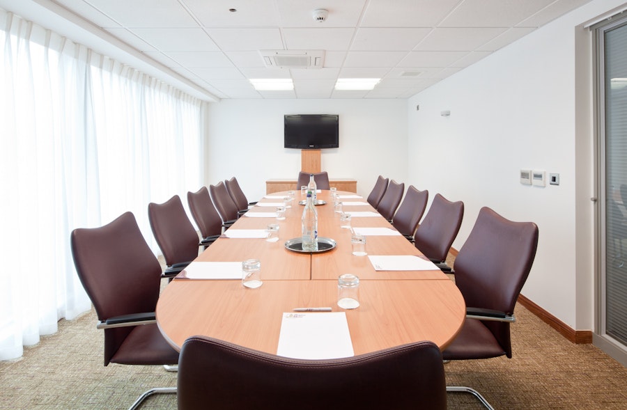 Drayton Manor Hotel - Boardroom 1, 2 or 3 image 1