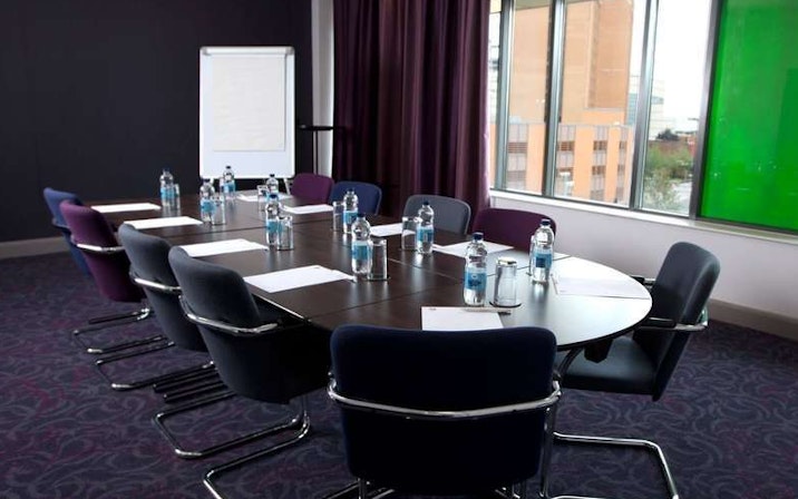 Clayton Hotel Cardiff - Meeting Room 7 image 3