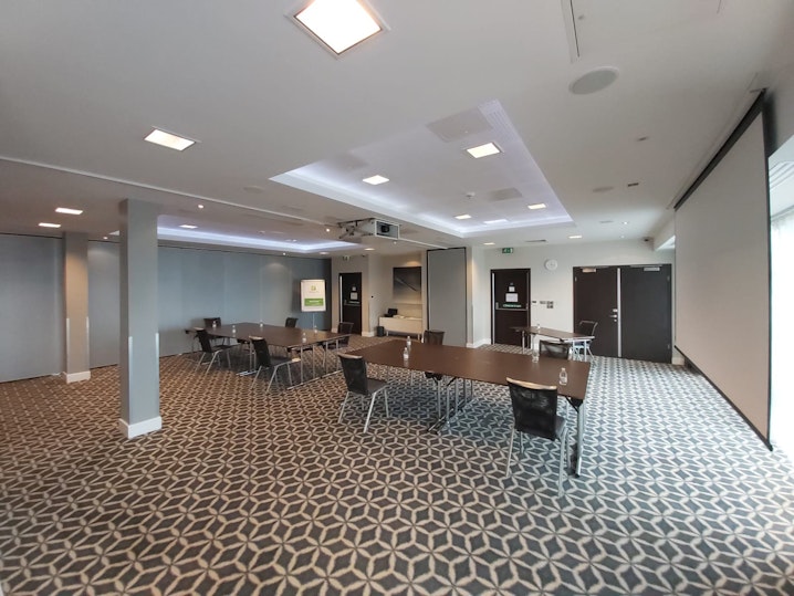 Holiday Inn Southend - Carvair Suite image 1