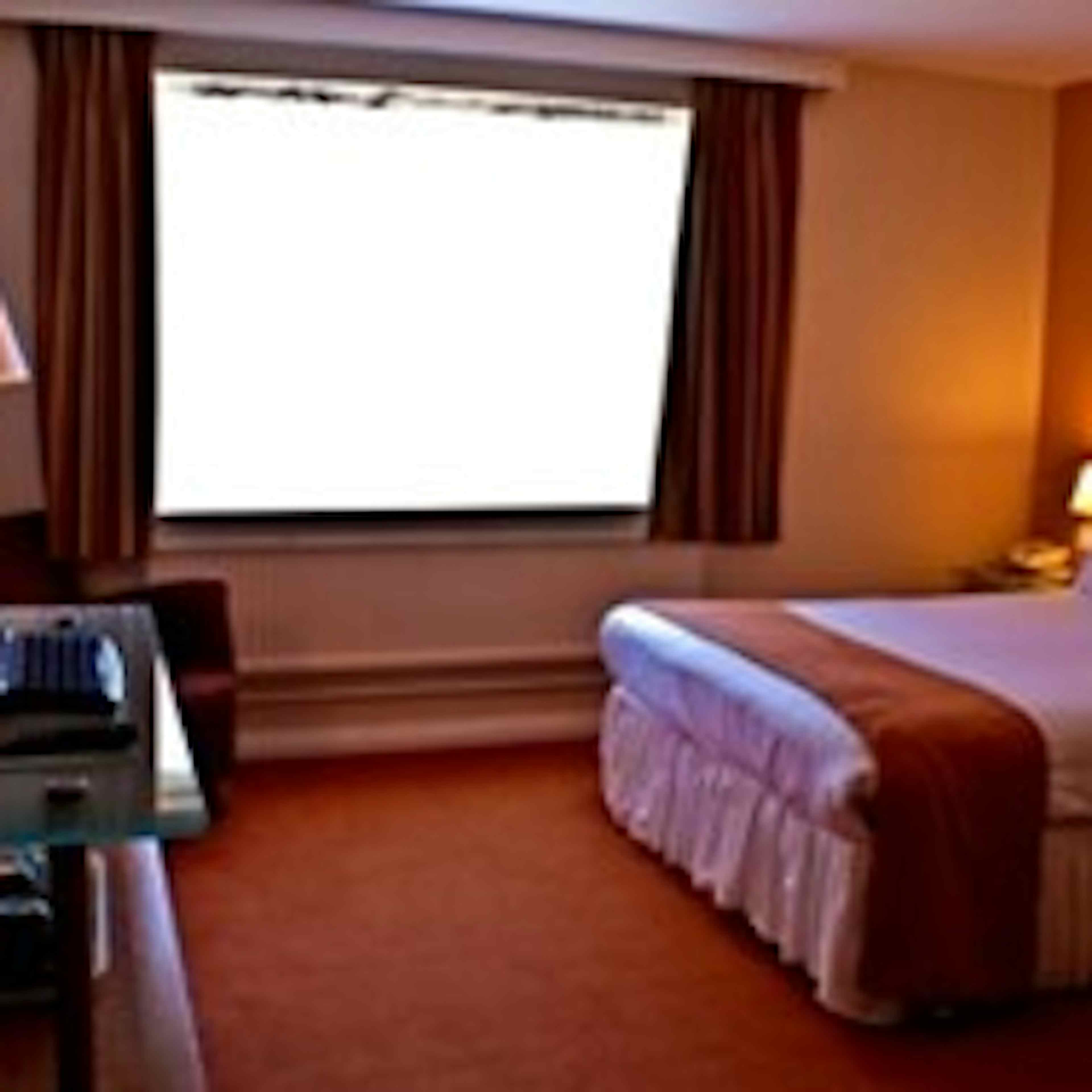 Holiday Inn Ashford North A20 - Cambridge Suite image 3