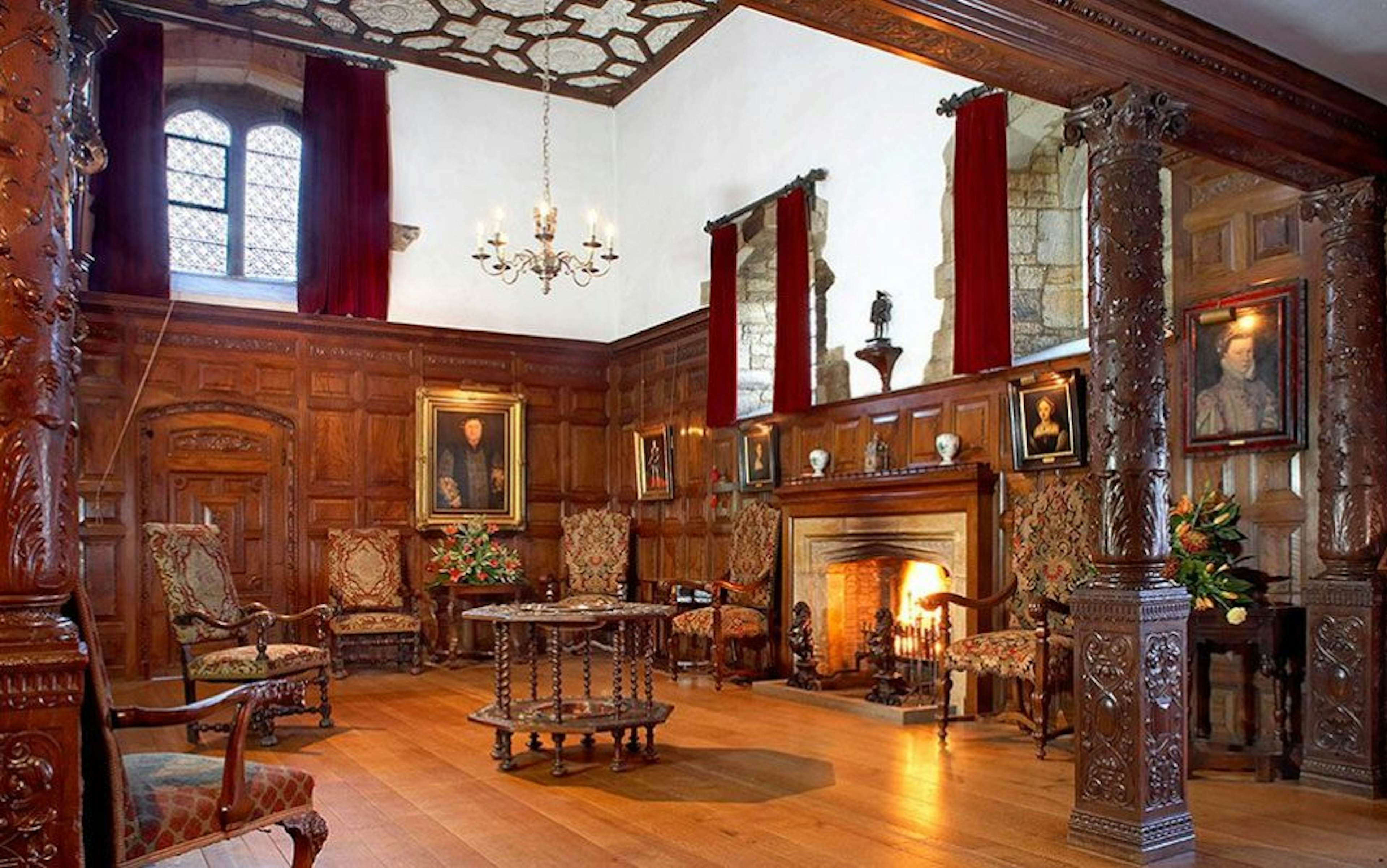 Hever Castle - The Astor Wing image 1