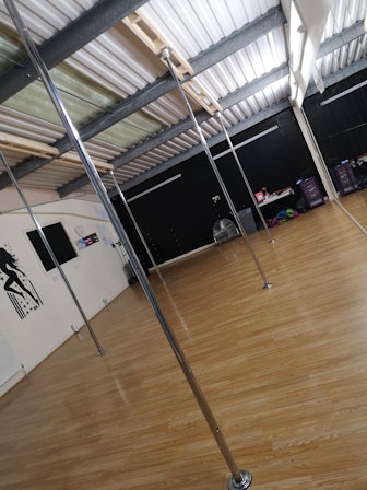 Pole Twisters Dance Studio - Dance Studio image 2