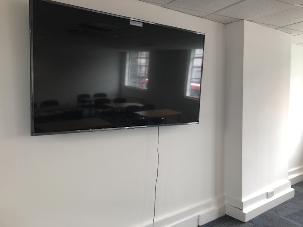 School of Leadership- Industrial house - Seminar / Classroom image 2