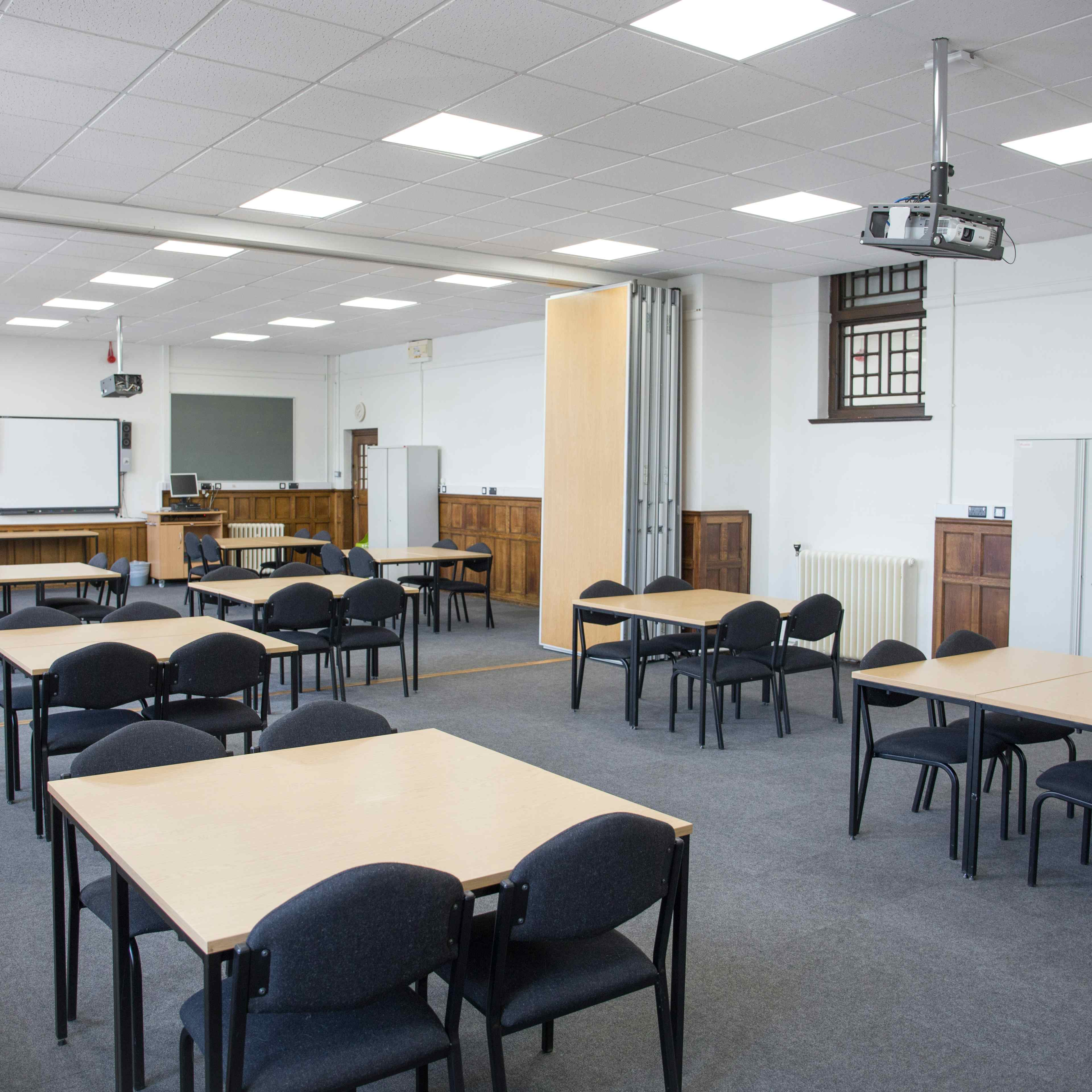 Chesterfield College - Classrooms image 2