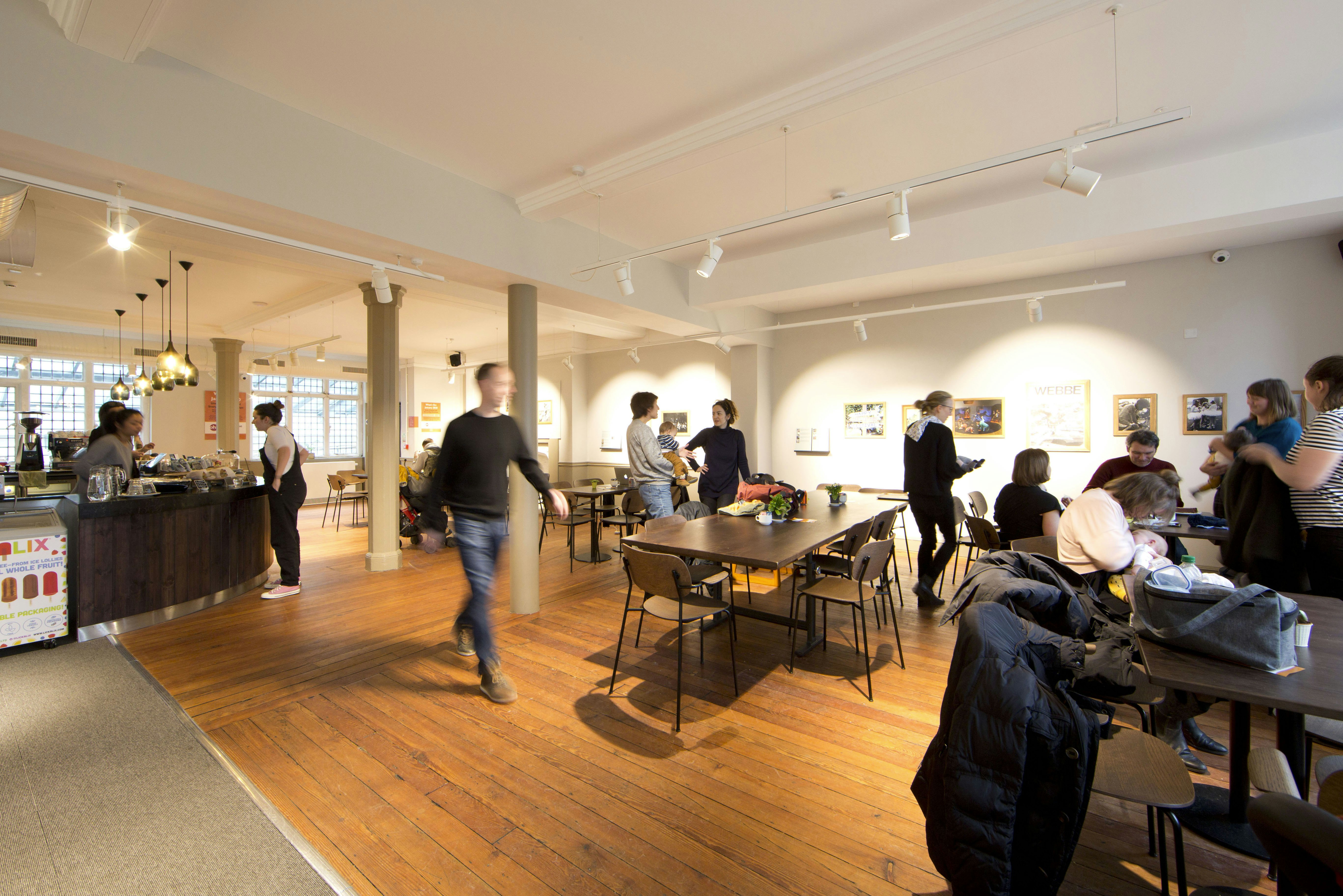 Oxford House - Cafe image 3