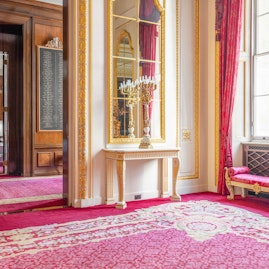 Goldsmiths' Hall - The Drawing Room image 4