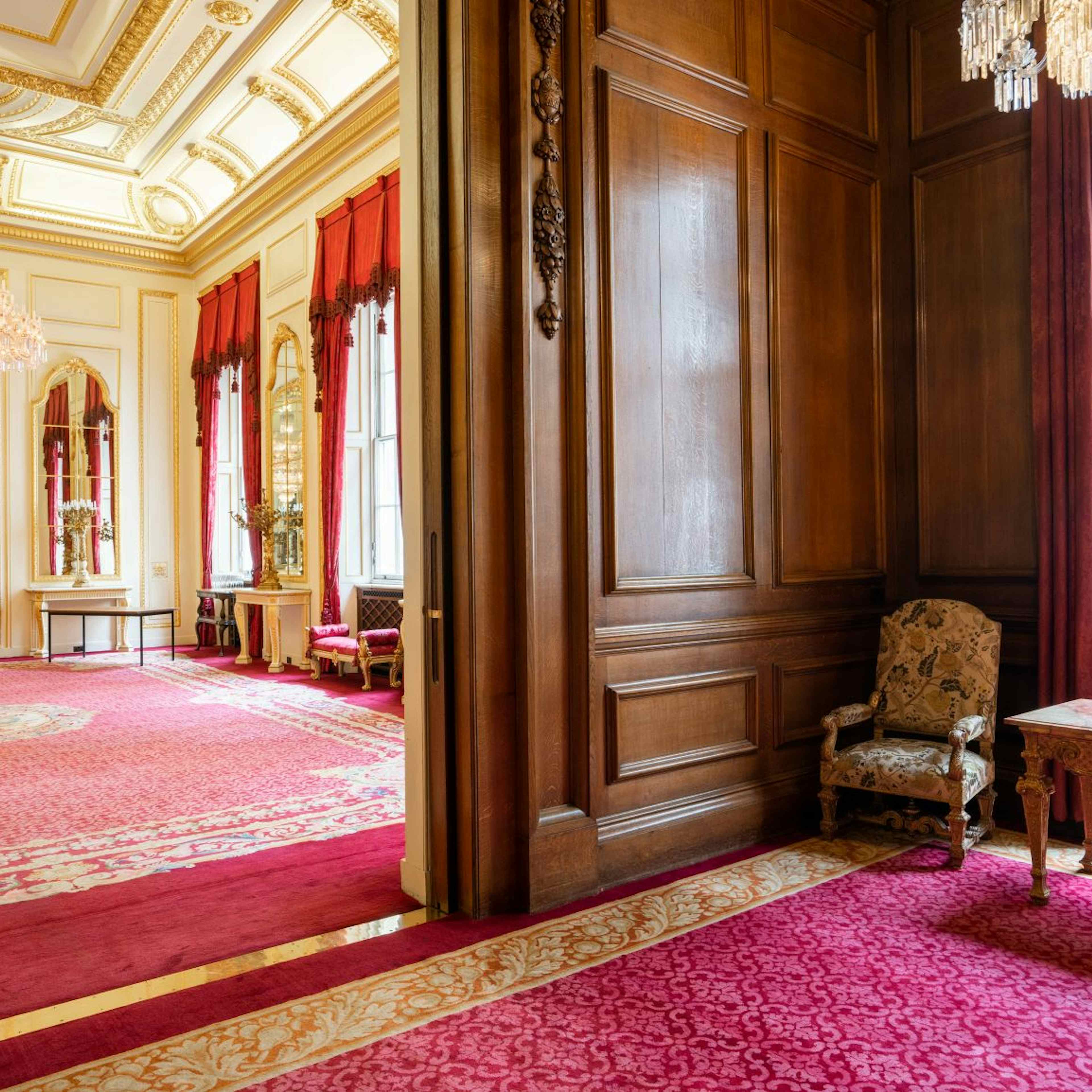 Goldsmiths' Hall - The Drawing Room image 2